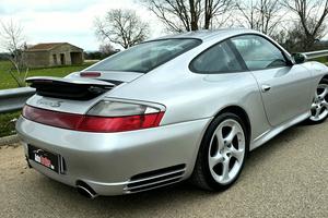 PORSCHE 911 996 CARRERA 4S TIPTR.- TARGA ORO