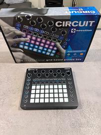 Novation Circuit - Groovebox e Synth standalone