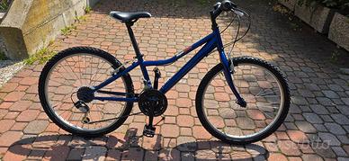 Bici b-twin 24 per bambina o bambino, shimano