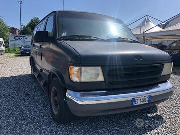 Ford Econoline FORD ECONOLINE 5800 8 POSTI AUTOVET