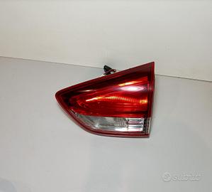 STOP POSTERIORE DESTRO INTEGRATO NEL PORTELLO RENA