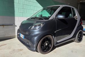 Smart ForTwo 1000 72 kW cabrio BRABUS Xclusive