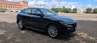 Alfa Romeo Stelvio 2.2 Turbodiesel 180 CV AT8 Q4 B