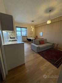 Appartamento di 90 m² con 3 locali e posto auto a 