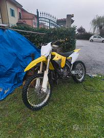 Suzuki RM 125