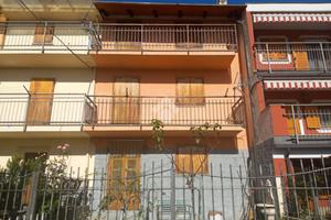 CASA SEMINDIPENDENTE A PINASCA