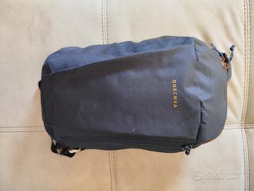 zainetto 15 litri decathlon