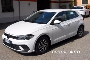 VOLKSWAGEN Polo 1.0 TSI 33.000 KM LIFE