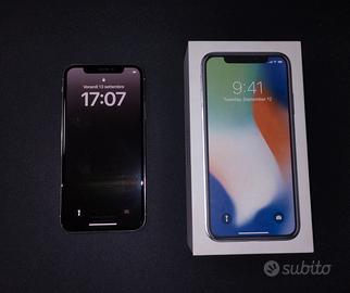 iPhone X 64 GB Argento