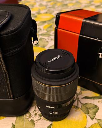 Per Nikon: Sigma 105 mm F2.8 MACRO serie EX
