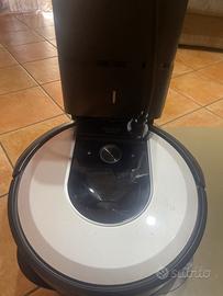 Roomba i7+