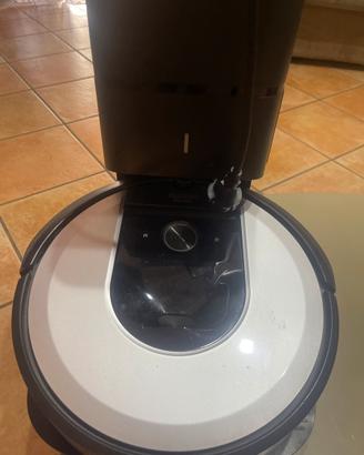 Roomba i7+