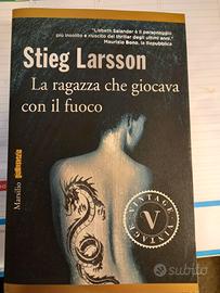 Stieg Larsson la ragazza che giocava con il fuoco