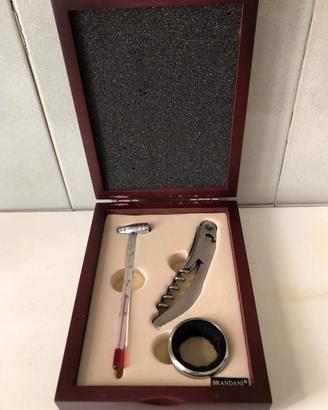 Set da vino "Brandani". 3 elementi