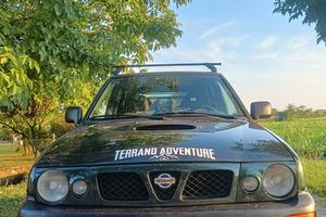 Nissan Terrano 2.7 TD