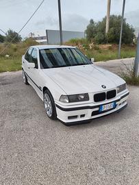 BMW e36 318i 