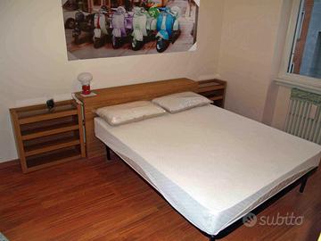 letto a doghe e  materasso matrimoniale 