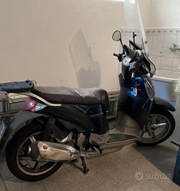 Aprilia Scarabeo 200