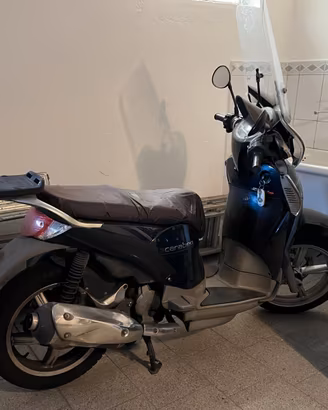 Aprilia Scarabeo 200