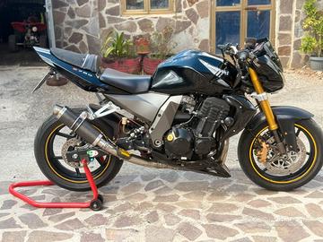 Kawasaki Z750 2004