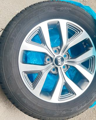 Gomme piu cerchi Hyundai 225/60 17