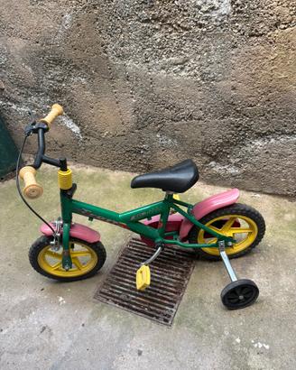 Bicicletta bimbo con rotelle