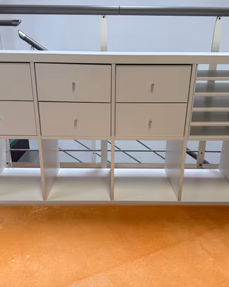 IKEA Kallax 8 scomparti (bianca) con cassetti