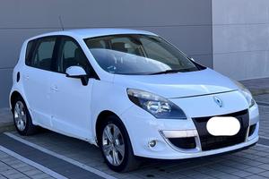 Renault Scenic Scénic X-Mod 1.9 dCi 130CV Dynamiqu