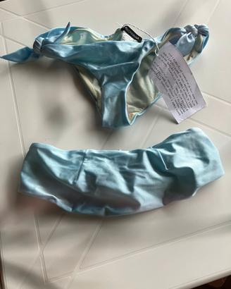 Bikini azzurro