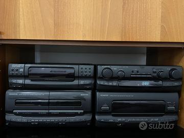 Impianto stereo Kenwood.
