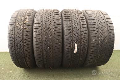 Gomme Pirelli Sottozero 245 45 20 275 40 20 invern