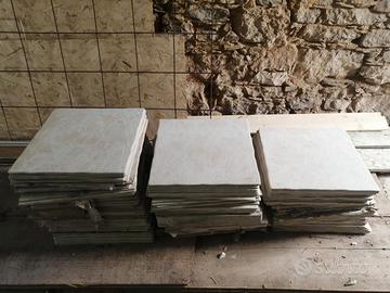 Piastrelle 45x45 solaio interno o esterno