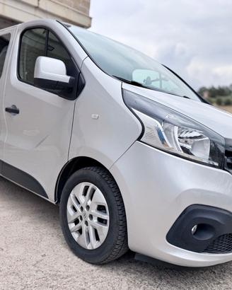 Renault Trafic 1.6 dCi biturbo 9p passo corto