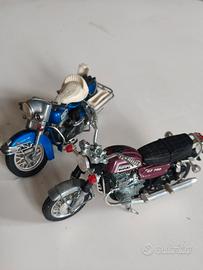 2 modellini moto