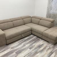 DIVANO LETTO ANGOLARE CON POUF