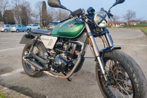 Moto Hanway black cafè racer 125