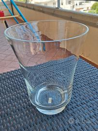 Vaso in vetro per fiori o piante