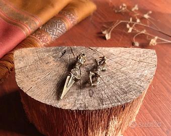 Pendenti tibetani Phurba e Dorje/Vajra in ottone