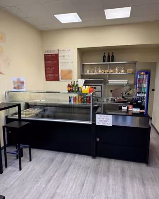 Cessione attrezzatura per locale di ristorazione