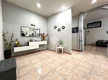 CASA SEMINDIPENDENTE A MESAGNE