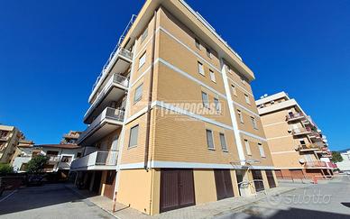 Appartamento con Box Auto !