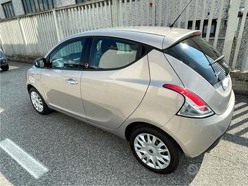 Lancia Y 1.2 Gpl Gold Ecochic