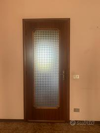 6 porte interne in legno con vetro