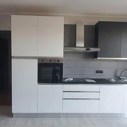 CUCINA LINEARE BIANCA