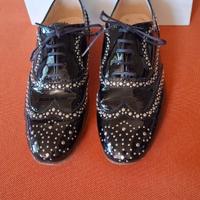 Mocassino con borchie
