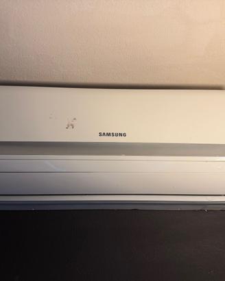 climatizzatore Samsung AQ12UGDX 12000 btu