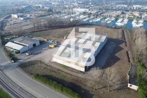 Immobile di 13000 m² a Monfalcone