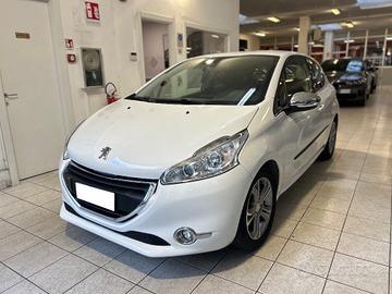 PEUGEOT 208 1° serie 1.2 VTi 82 CV 3 porte Allur