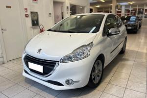 PEUGEOT 208 1° serie 1.2 VTi 82 CV 3 porte Allur