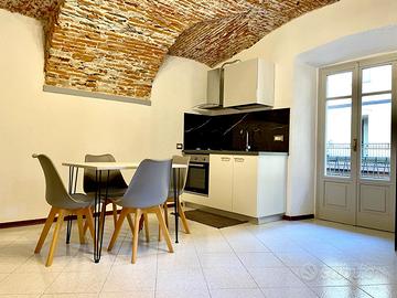 Bilocale sul lungo Lago